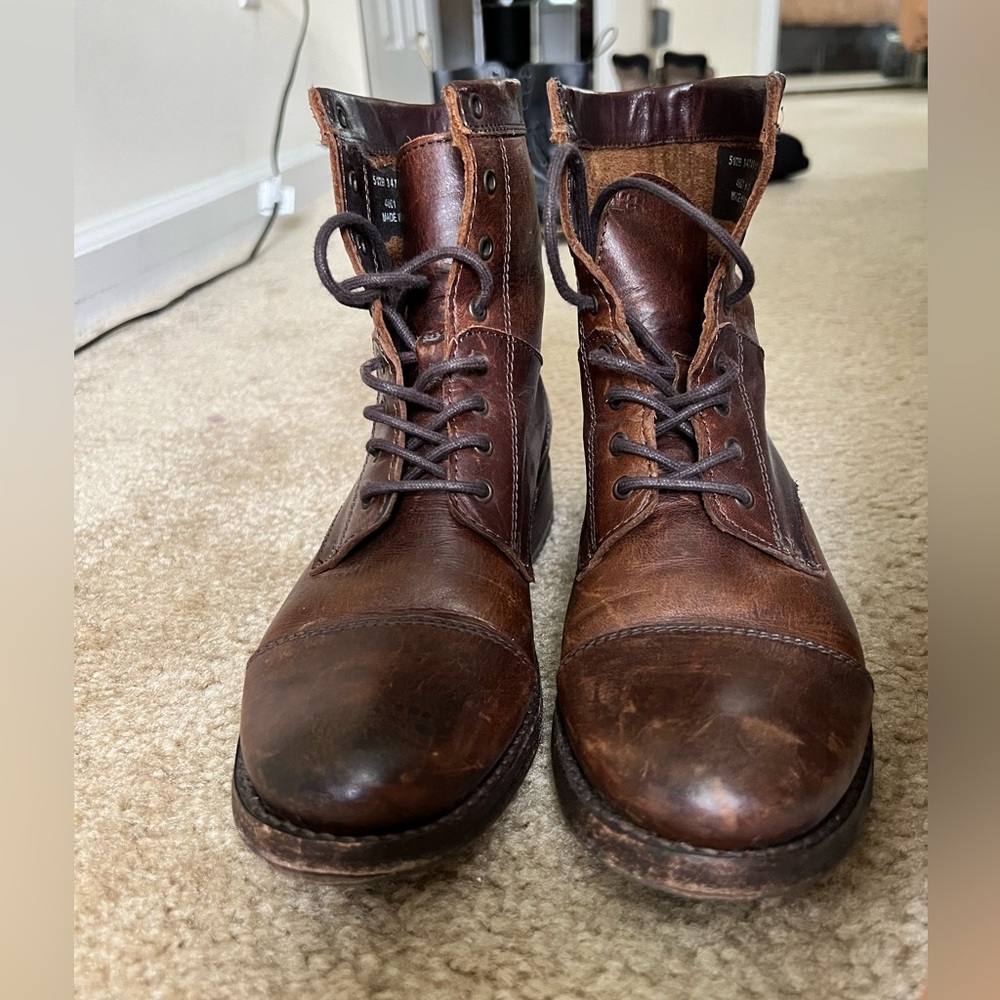 Frye Women’s Erin Lug Combat boot